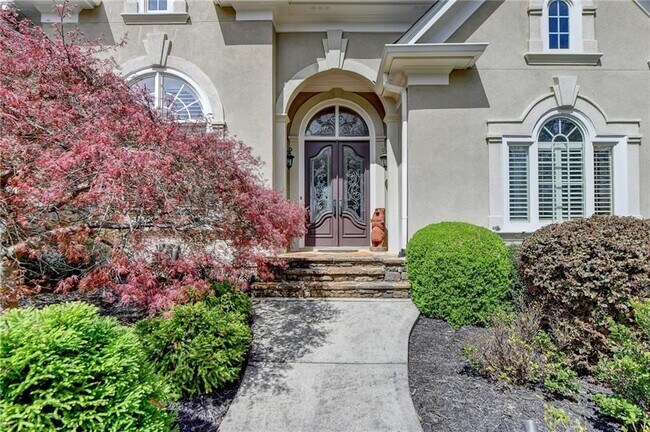 Foto del edificio - 6745 Laurel Oak Dr