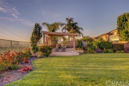 Building Photo - 24029 Skyline