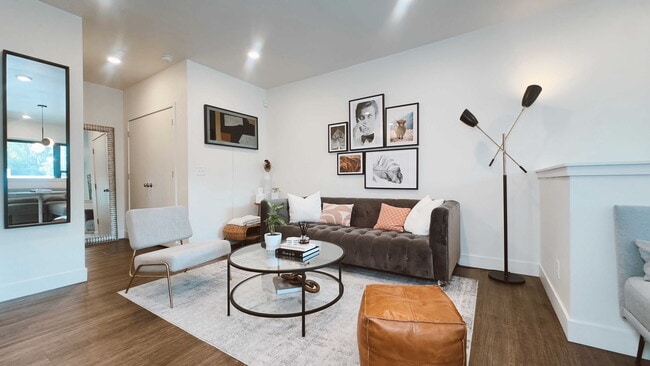 Photo - 32 W 1700 S Townhome