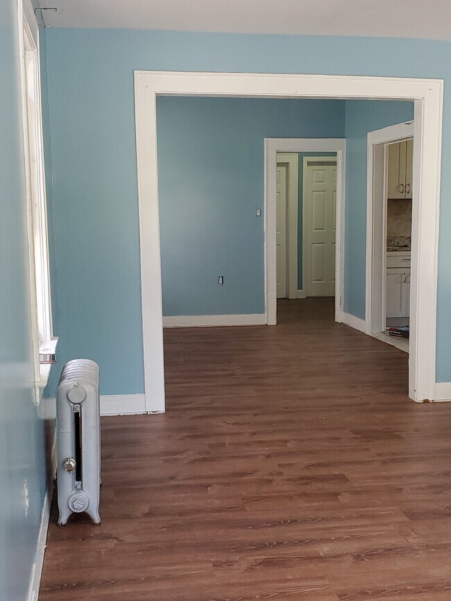 Hallway - 61 Boylan St