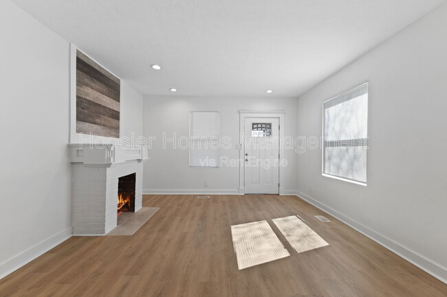Building Photo - 2918 Ruckle St