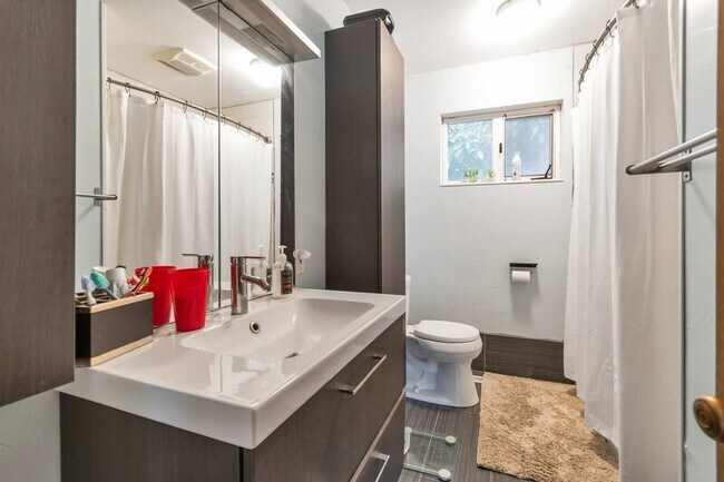 Foto del edificio - 930 S 500 E