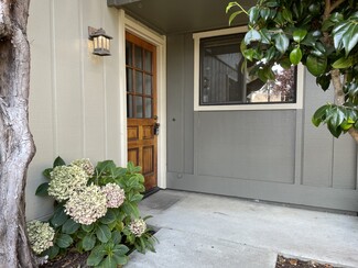 Building Photo - 578 Spinnaker Ct