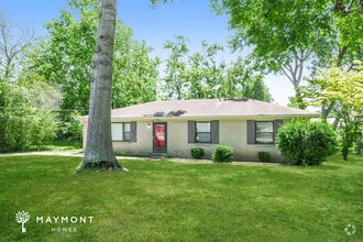 Building Photo - 2403 Yorkshire Cir SW