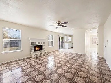Foto del edificio - 211 Prentice Dr