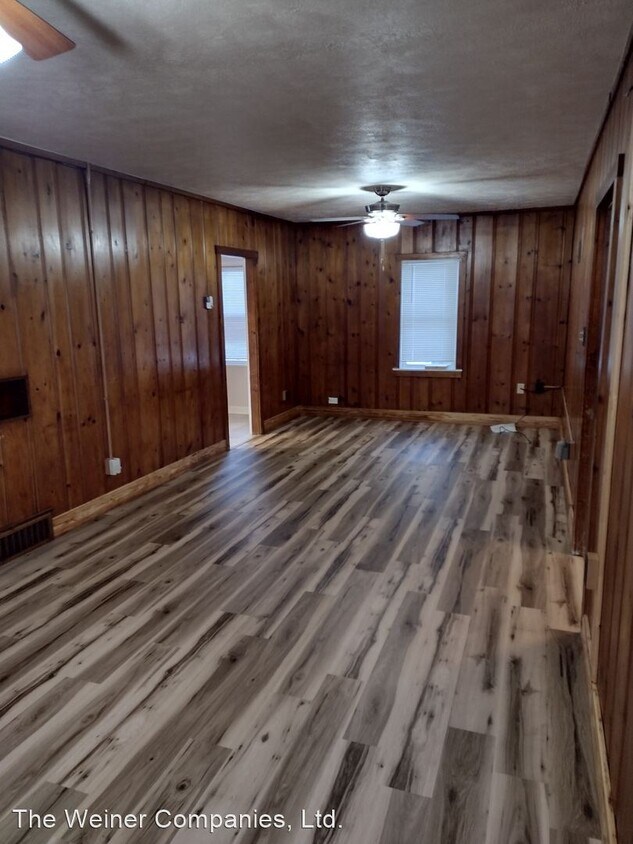 Primary Photo - 2 br, 1 bath House - 2104 E. Main St.