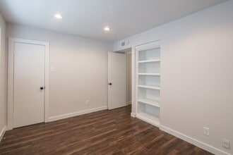 Building Photo - 4040 San Felipe St