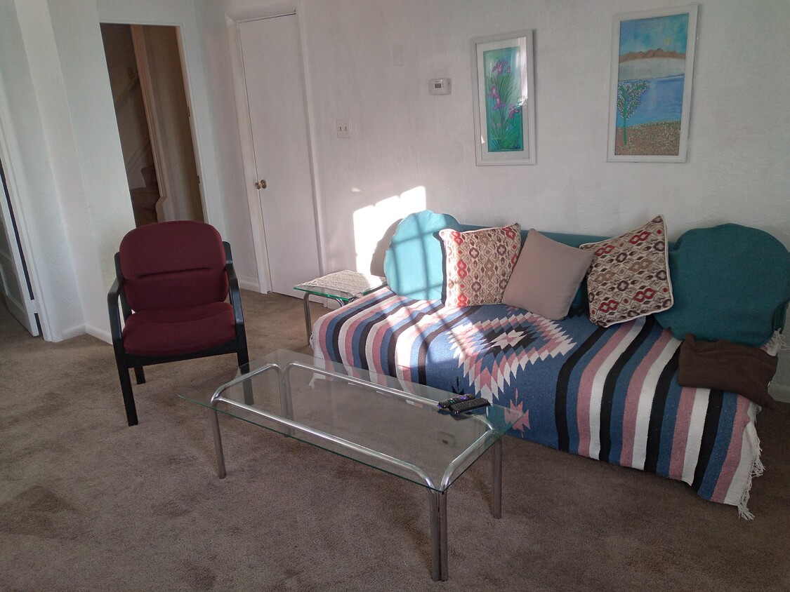 Foto principal - 2120 Columbia Ave