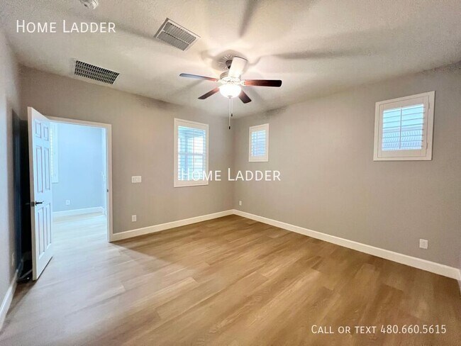 Foto del edificio - 7055 W Jasper Dr