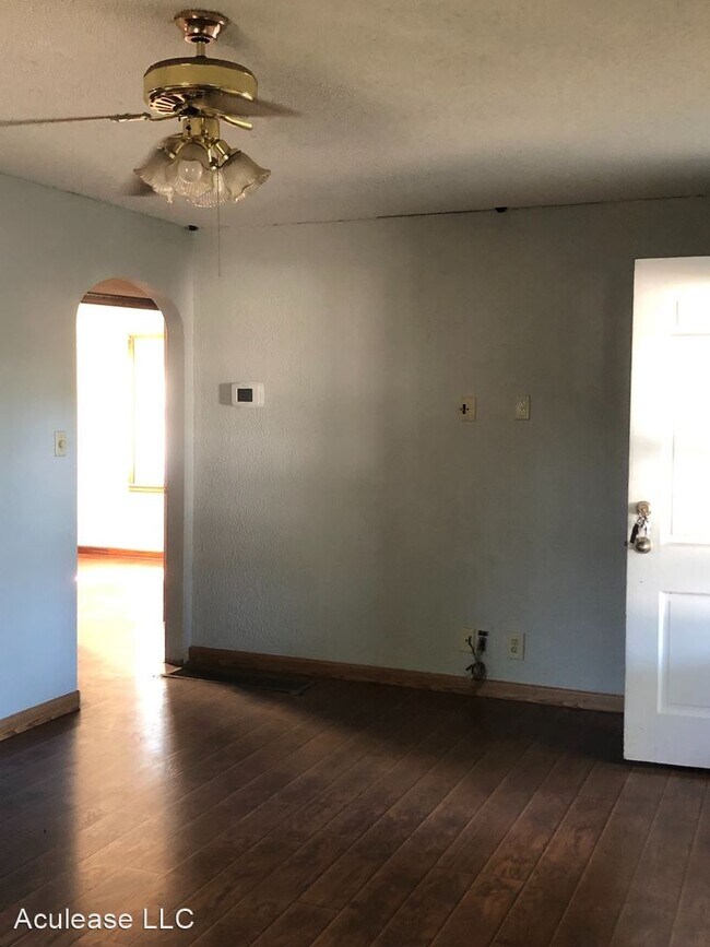Building Photo - 2 br, 2 bath House - 609 Blaine