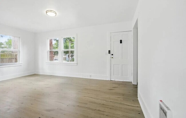Foto del edificio - 2024 NE Highland St