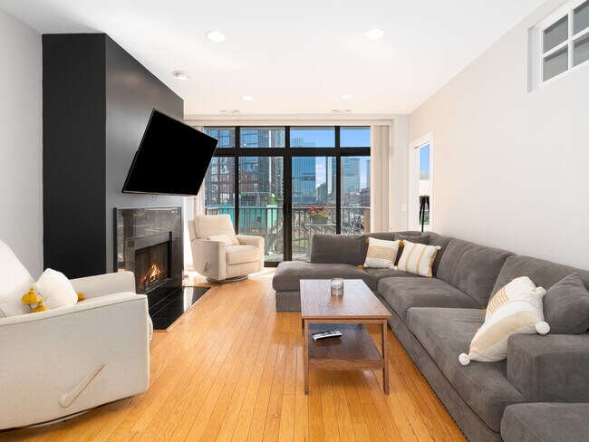 Foto del edificio - 400 N Clinton St