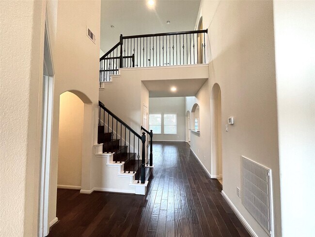 Foto del edificio - 5366 Blue Mountain Ln