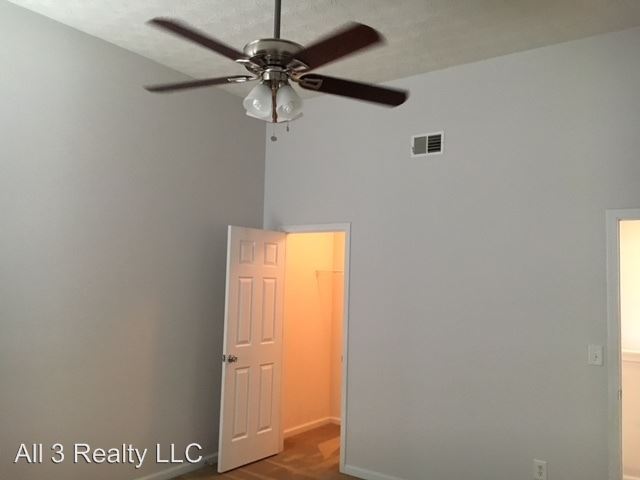 Building Photo - 1550 Onalee Dr