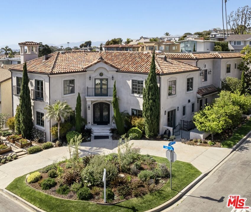 501 John St, Manhattan Beach, CA 90266 House Rental in Manhattan