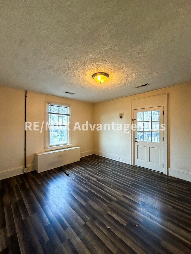 Foto del edificio - 106 Grove St