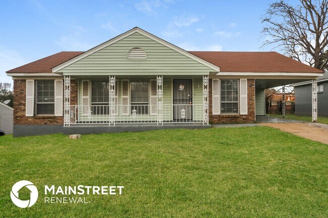 Building Photo - 2812 Lake Park Rd