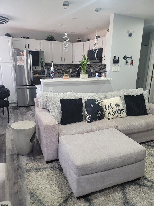 Foto del edificio - 4826 Green Ash Ln