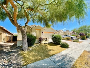 Building Photo - 1112 W Montelupo Dr