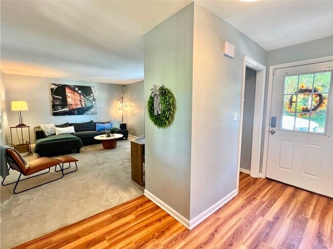 Foto del edificio - 3126 East Ave