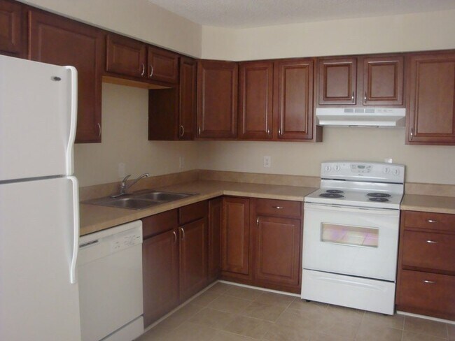 Building Photo - 1327 W 37th St