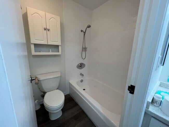 Foto del edificio - For Rent - [Kukui Plaza] 55 S Kukui St. #D614