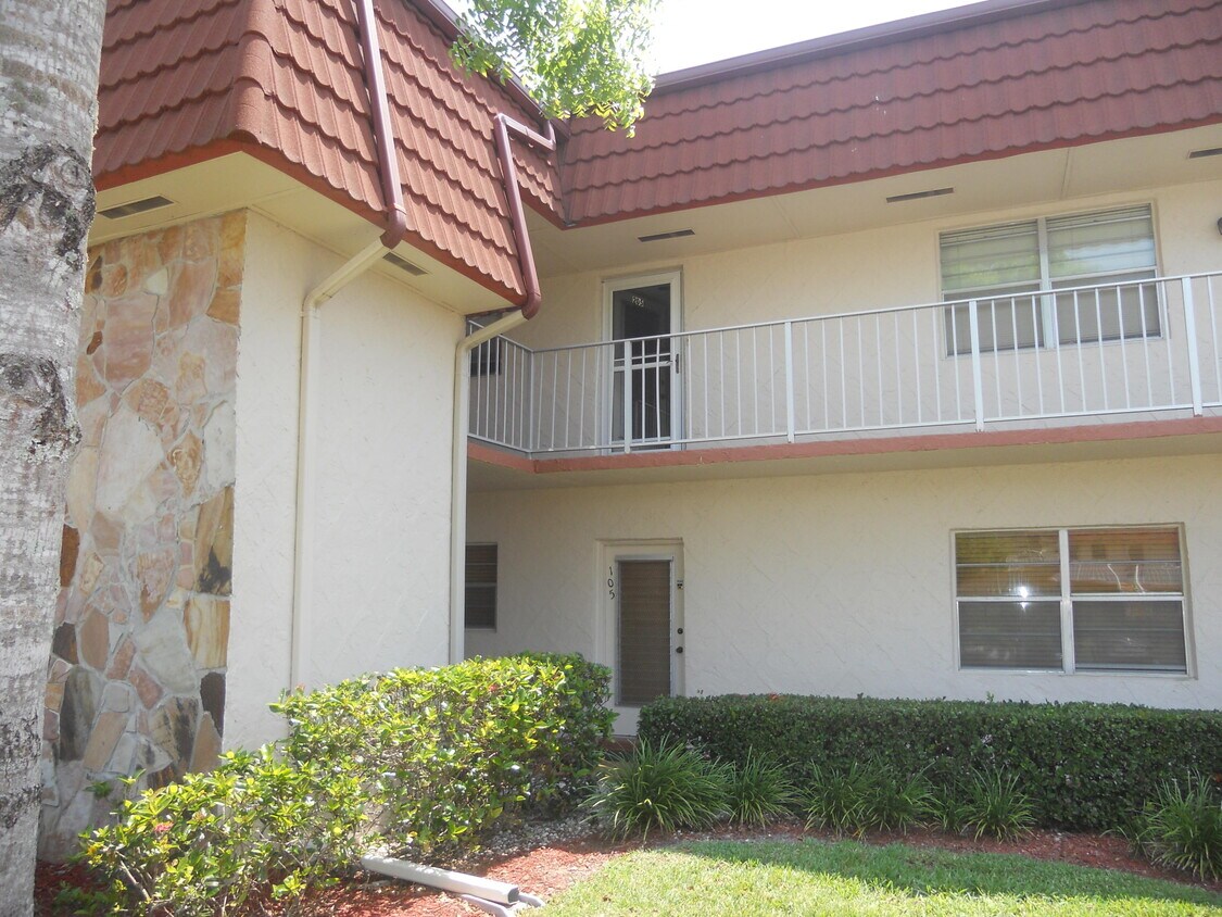 Primary Photo - 12007 Poinciana Blvd
