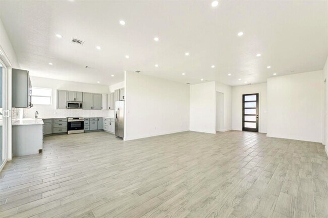 Foto del edificio - 223 Rd 5714