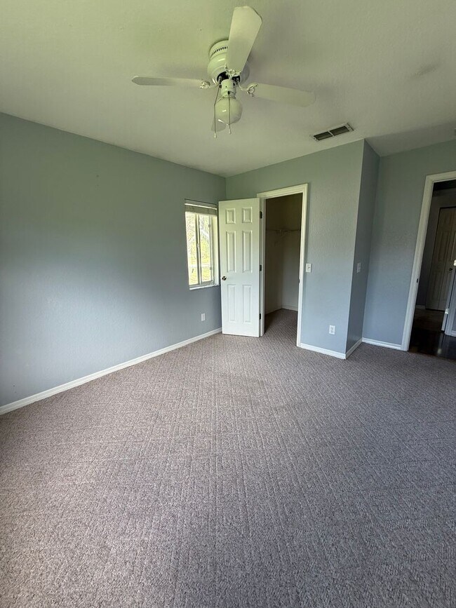 Foto del edificio - 6114 SW 104th St