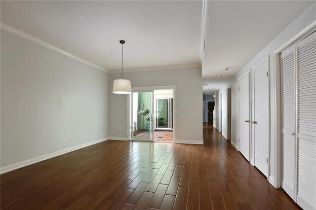 Foto del edificio - 2524 S Carrollton Ave