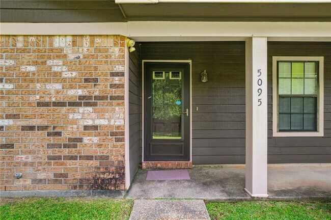 Foto del edificio - 5095 W Celtic Dr
