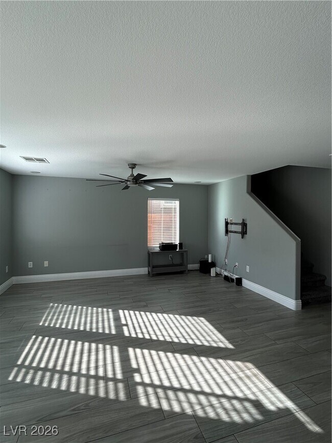 Foto del edificio - 2321 Cockatiel Dr