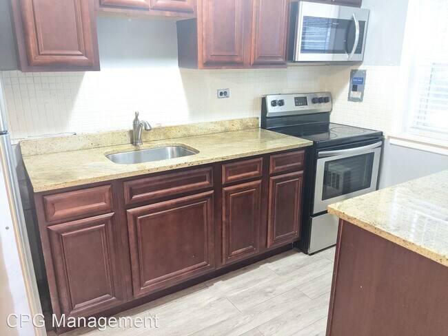 Foto del edificio - 1 br, 1 bath House - 7220 N Claremont #AA