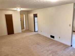 Building Photo - 215 Fayetteville Rd