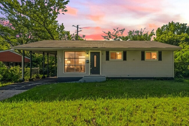 Photo - 10700 Spring Garden Dr House