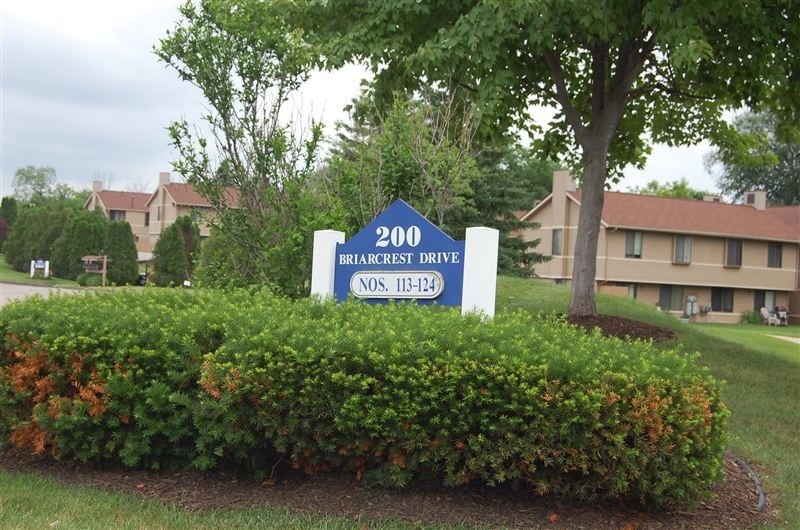 Photo - 200 Briarcrest Dr (Ann Arbor, MI)