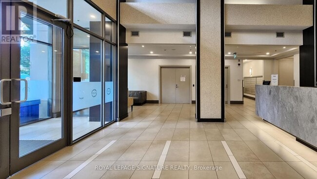 Building Photo - 3515-3515 Kariya Dr
