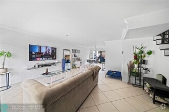 Building Photo - 8745 SW 137th Ave