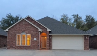 Building Photo - 2503 Willow Spring Dr