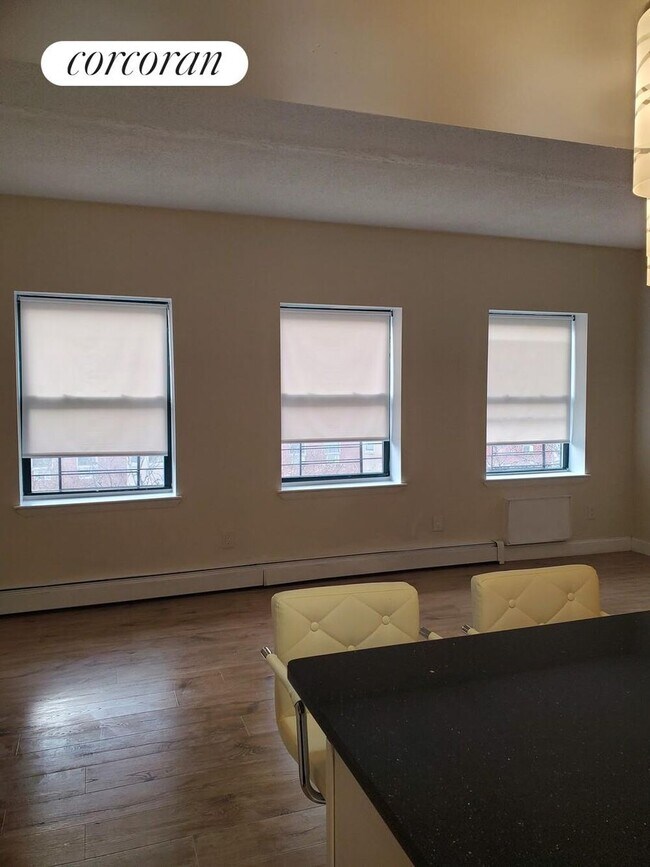 Foto del edificio - 71 E 118th St