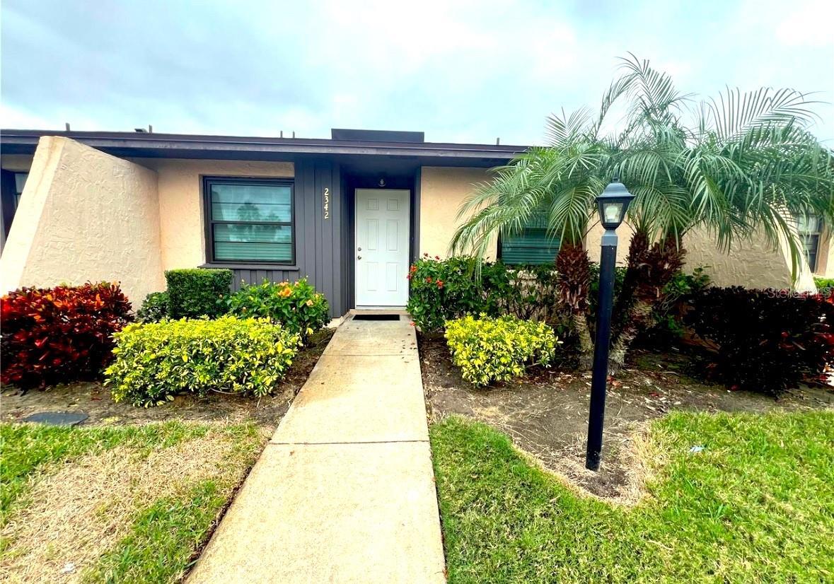 Foto principal - 2342 Barbados Ct