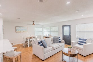 Building Photo - 3396 Minnow Creek Dr