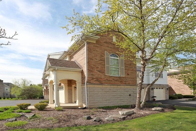 Building Photo - 1359 Scarboro Rd