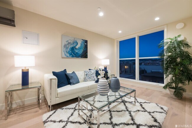 Foto del edificio - 2224 Clement St