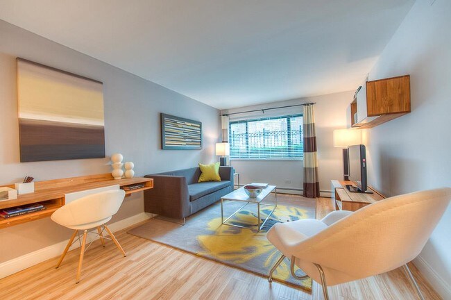 Foto del edificio - 536 W Addison St