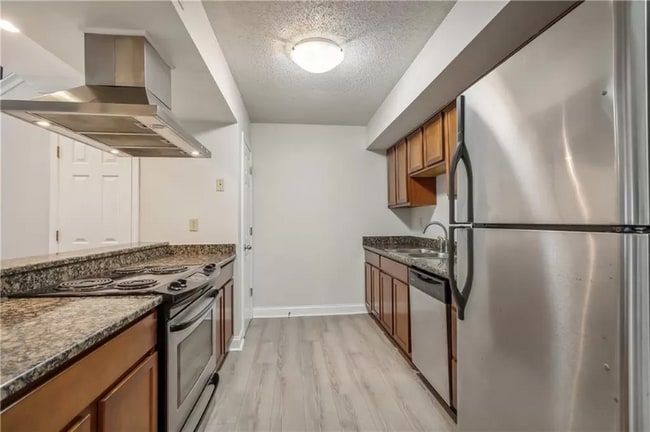 Foto del edificio - 350 Atalin St