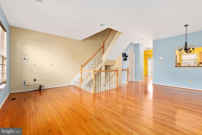 Foto del edificio - 2471 Clover Field Cir
