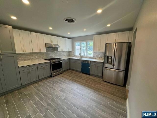 Building Photo - 27-14 Berdan Ave