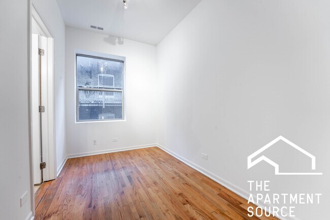 Foto del edificio - 5054 N Winthrop Ave
