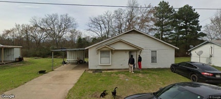 Building Photo - 117 Willow Brook Dr